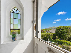 Stable Door- click for photo gallery